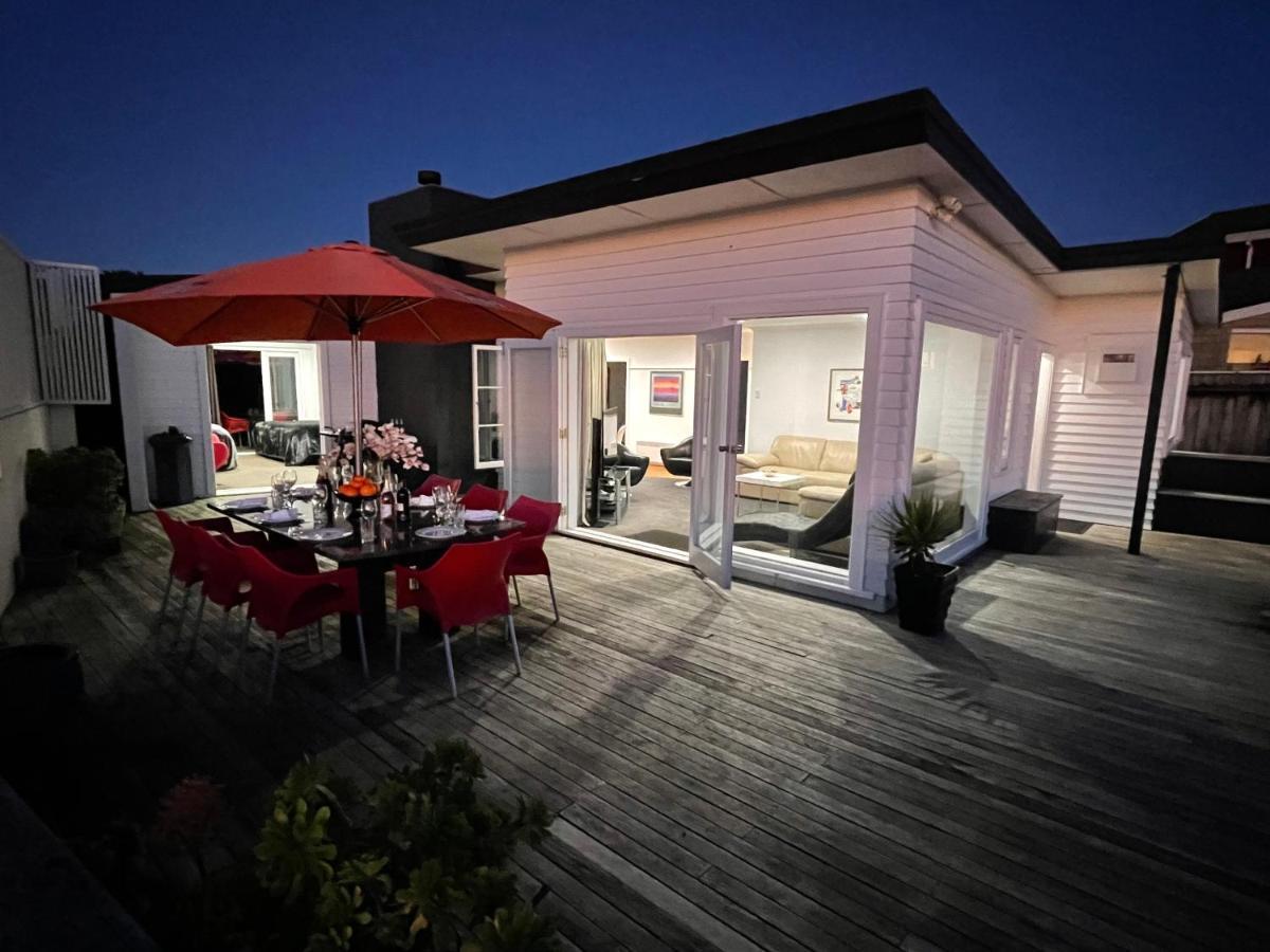 Ocean Front East End Beach House New Plymouth Ngoại thất bức ảnh